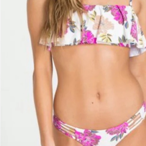 BILLABONG “WHAT I LUV BANDEAU BIKINI TOP” SIZELARGE - Picture 2 of 10